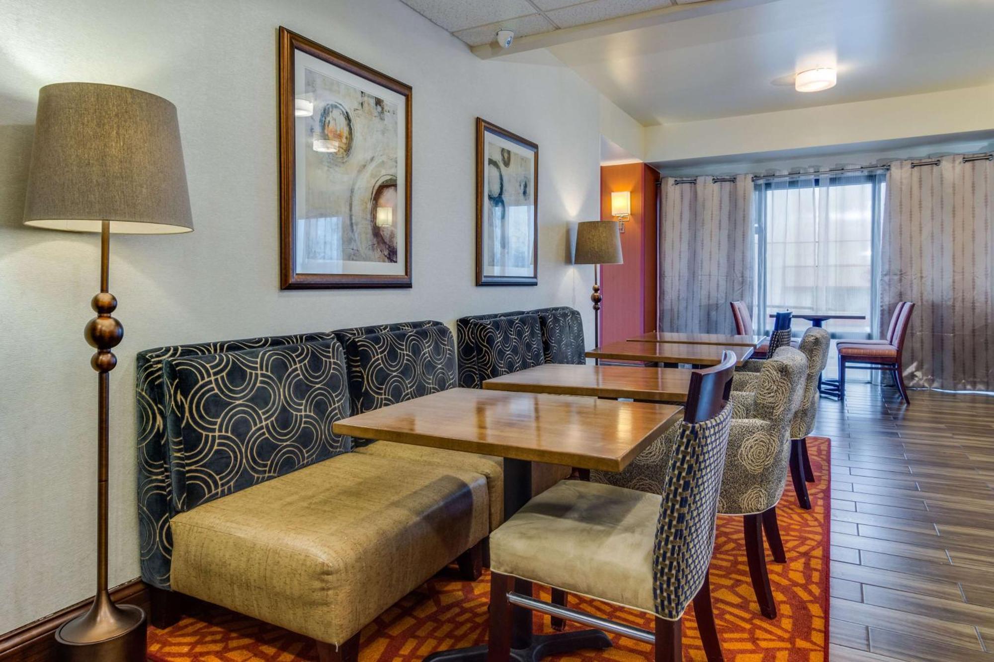 Hampton Inn Johnson Stadt Exterior foto
