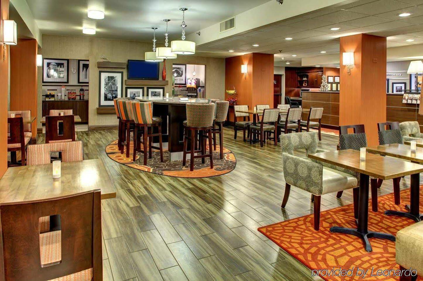 Hampton Inn Johnson Stadt Exterior foto