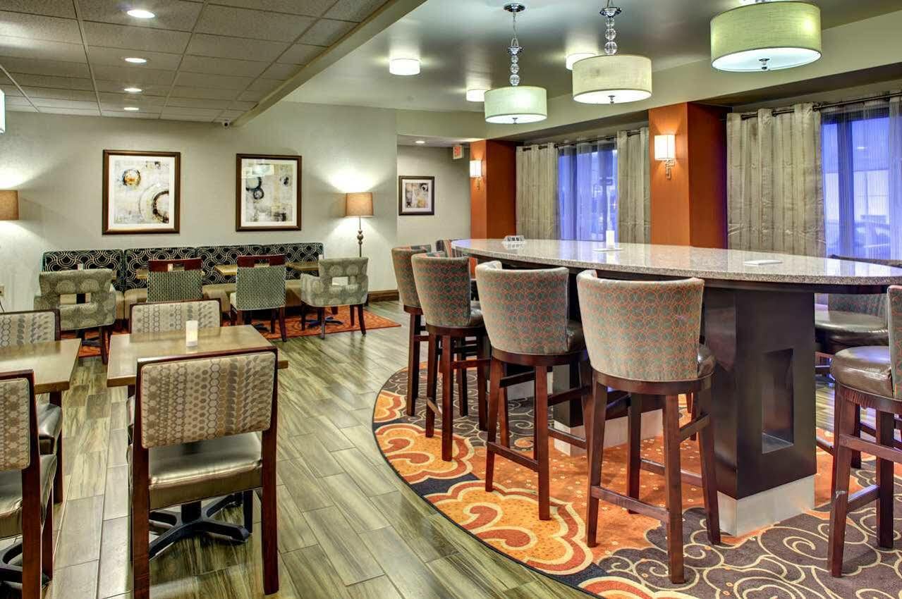 Hampton Inn Johnson Stadt Exterior foto
