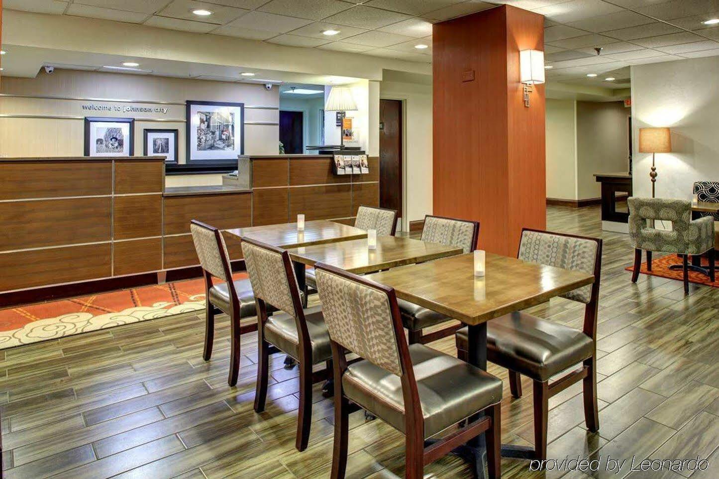 Hampton Inn Johnson Stadt Exterior foto