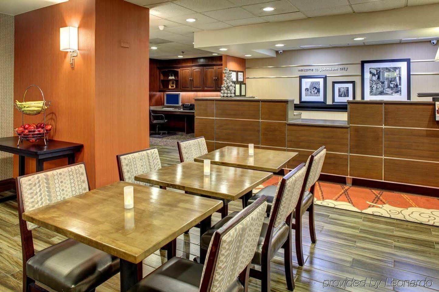 Hampton Inn Johnson Stadt Exterior foto