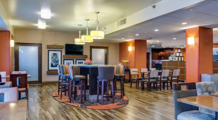 Hampton Inn Johnson Stadt Exterior foto